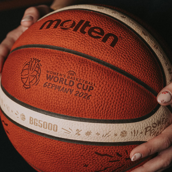 B6G5000-W6G Piłka do koszykówki Molten Women World Cup Germany 2026