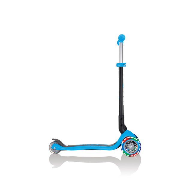 Hulajnoga trójkołowa z siedziskiem jeździk GO•UP FOLDABLE PLUS LIGHTS (643-101)