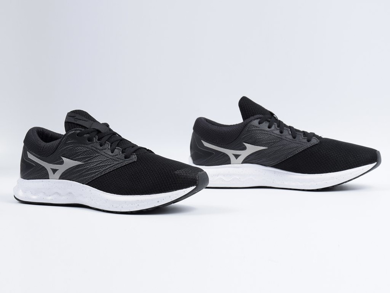 Buty do biegania Mizuno Wave Polaris, black