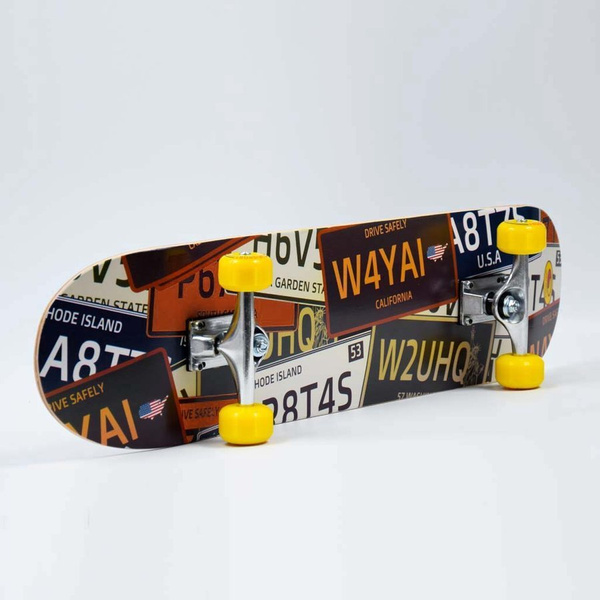 Deskorolka SMJ sport BS-Q3108FC License Plates 7-warstwowy deck PU 92A