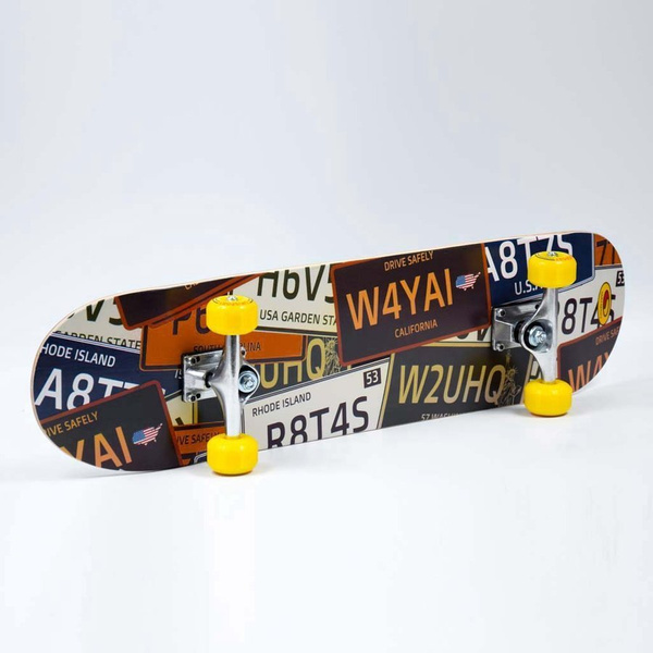 Deskorolka SMJ sport BS-Q3108FC License Plates 7-warstwowy deck PU 92A
