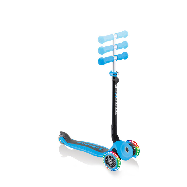 Hulajnoga trójkołowa z siedziskiem jeździk GO•UP FOLDABLE PLUS LIGHTS (643-101)